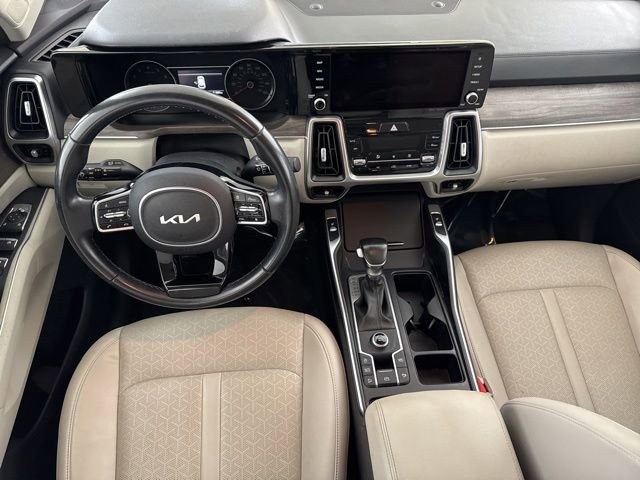 Certified 2022 Kia Sorento EX FWD image 24