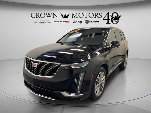 Used 2025 Cadillac XT6 Premium Luxury AWD/4WD image 3