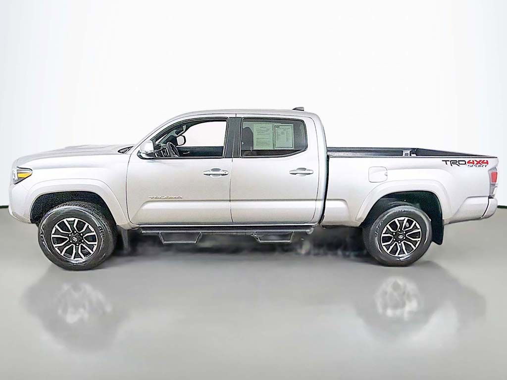 Used 2023 Toyota Tacoma TRD Sport image 11