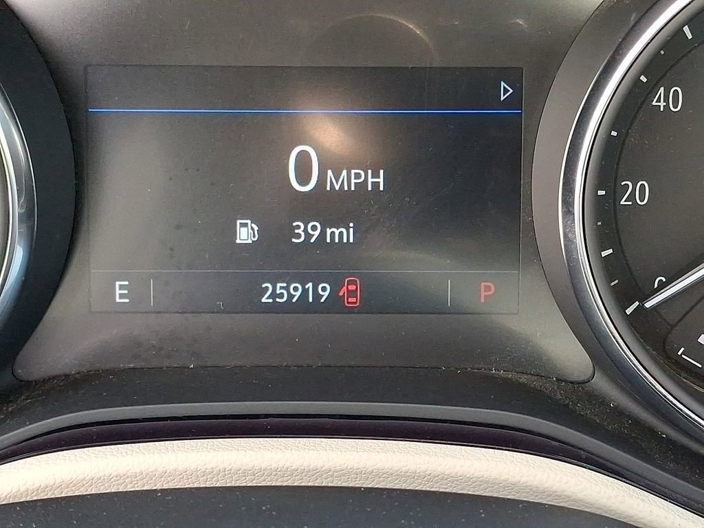 Used 2021 Buick Encore GX Select image 19