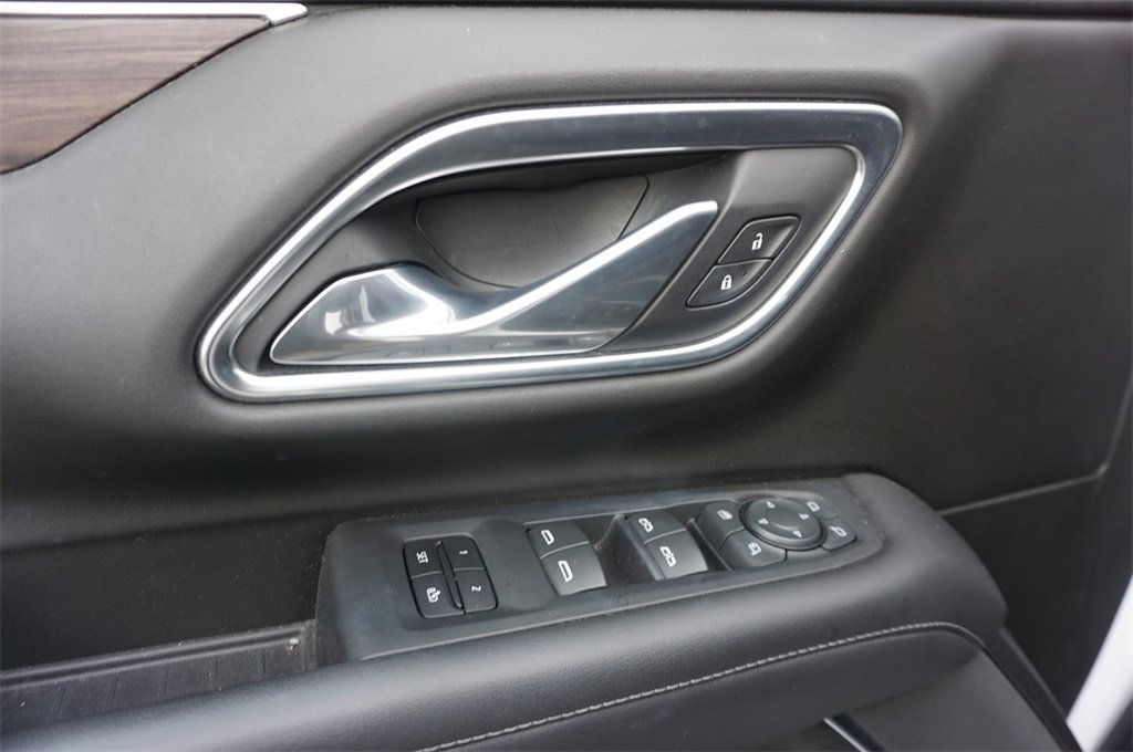 Used 2021 Chevrolet Tahoe Z71 w/ Z71 Off-Road Package image 3