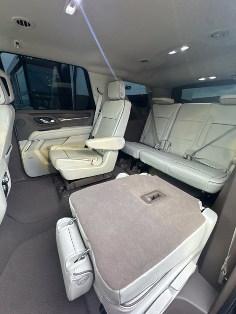 Used 2023 GMC Yukon Denali AWD/4WD image 15