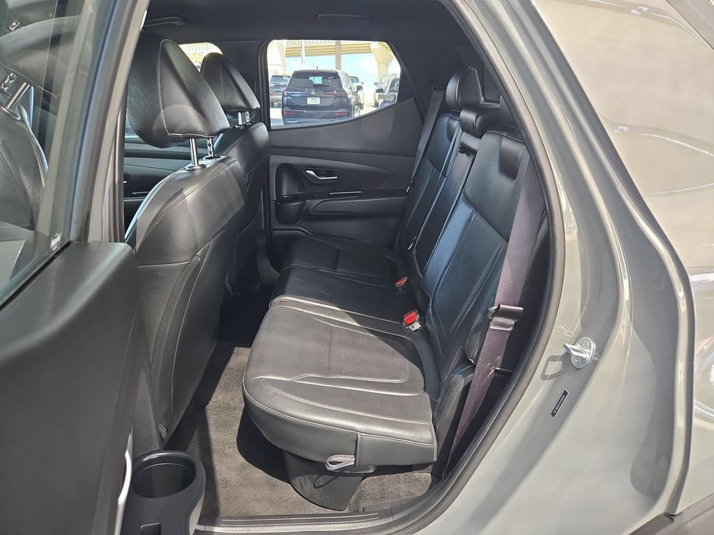 Used 2025 Hyundai Santa Cruz SEL AWD/4WD image 29