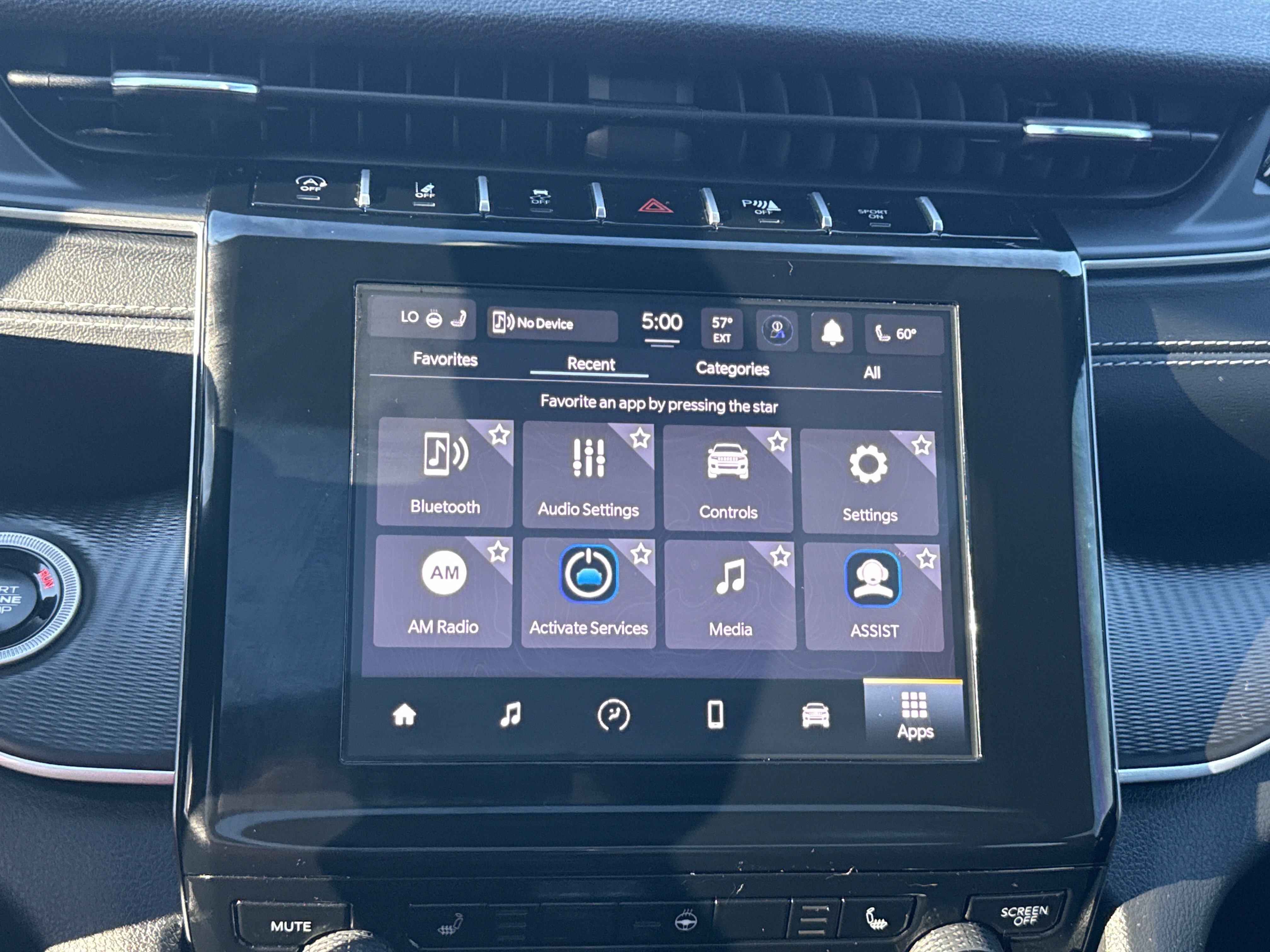 Used 2025 Jeep Grand Cherokee L Altitude AWD/4WD image 25