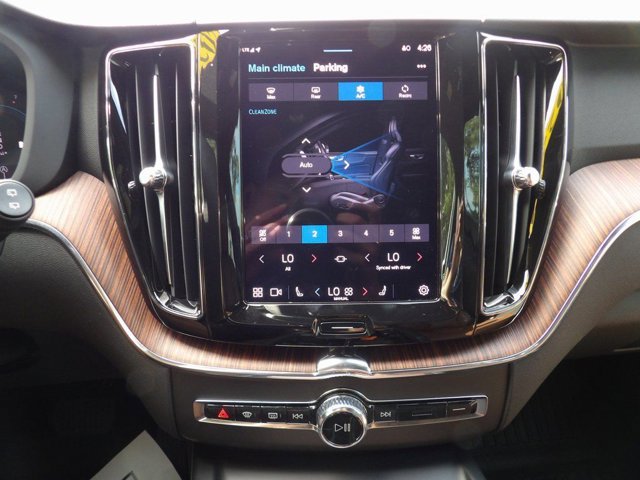 Certified 2024 Volvo XC60 B5 Plus w/ Protection Package Premier image 19