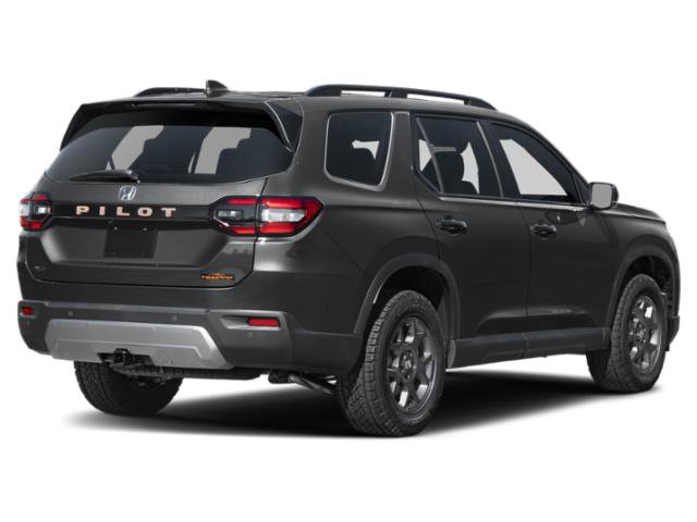 New 2026 Honda Pilot TrailSport image 3