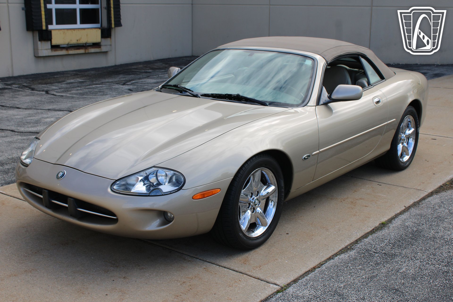 Used 1999 Jaguar XK8 Convertible RWD image 8