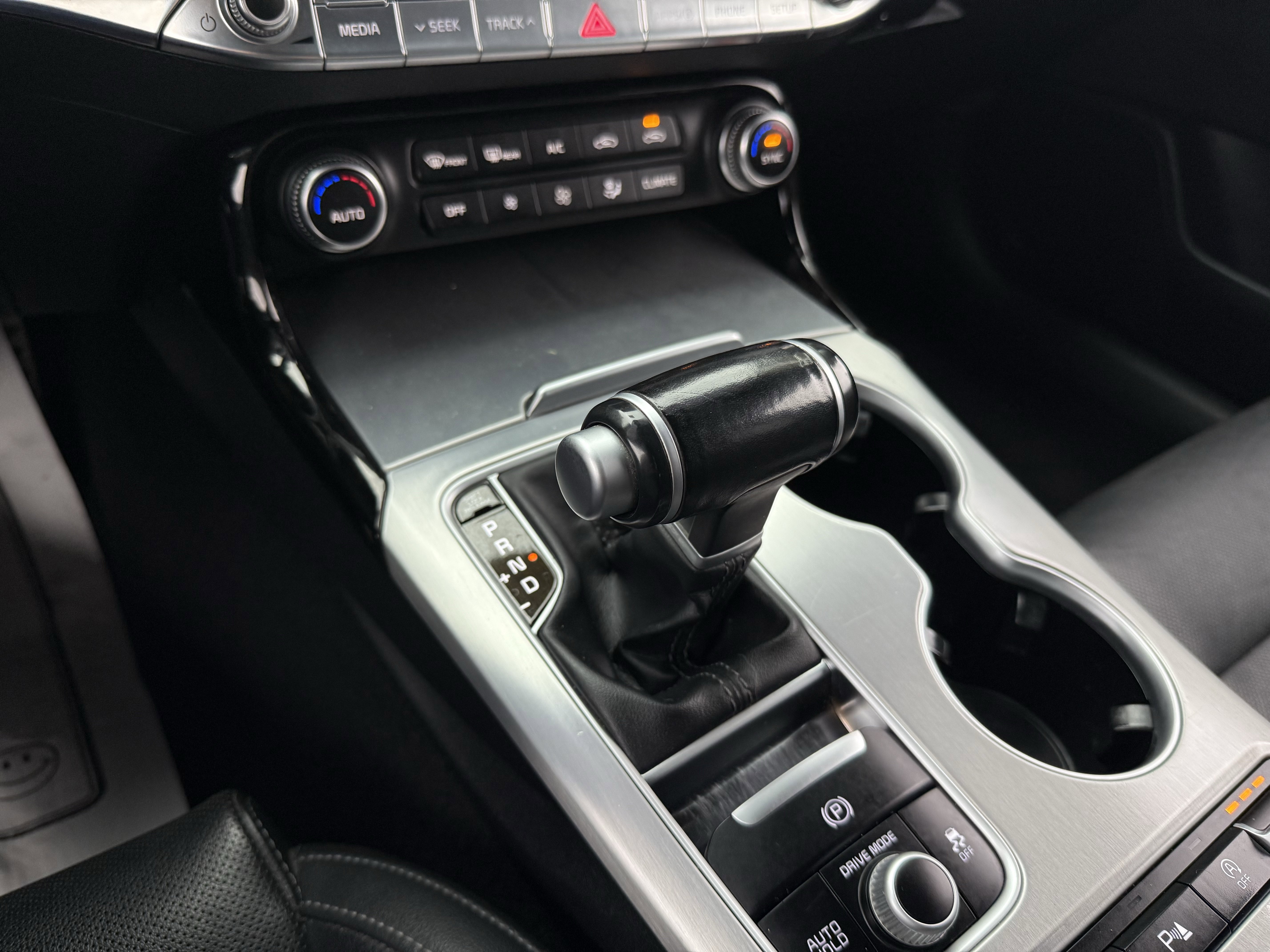 Used 2020 Kia Stinger GT image 25