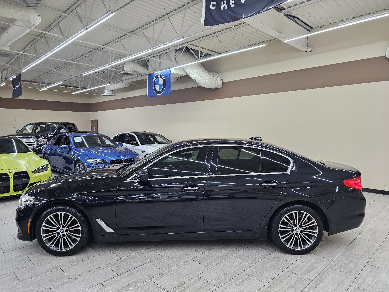 Used 2018 BMW 530i image 10
