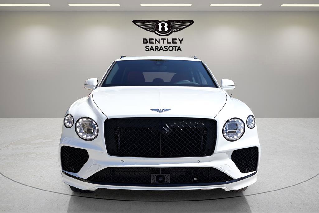 Used 2025 Bentley Bentayga image 8