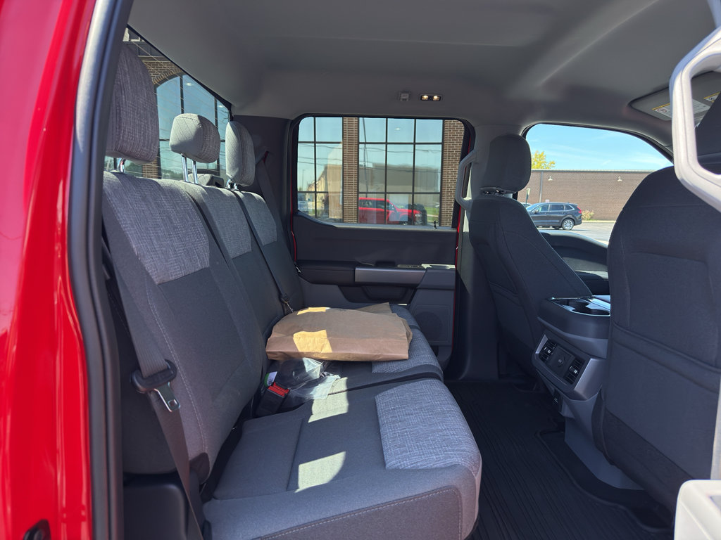 New 2026 Ford F350 XLT w/ XLT Value Package AWD/4WD image 28