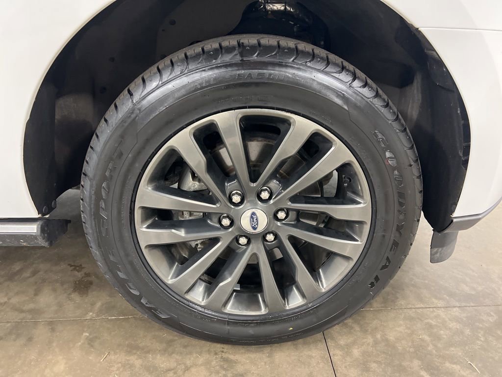 Used 2021 Ford Expedition Max Limited image 23