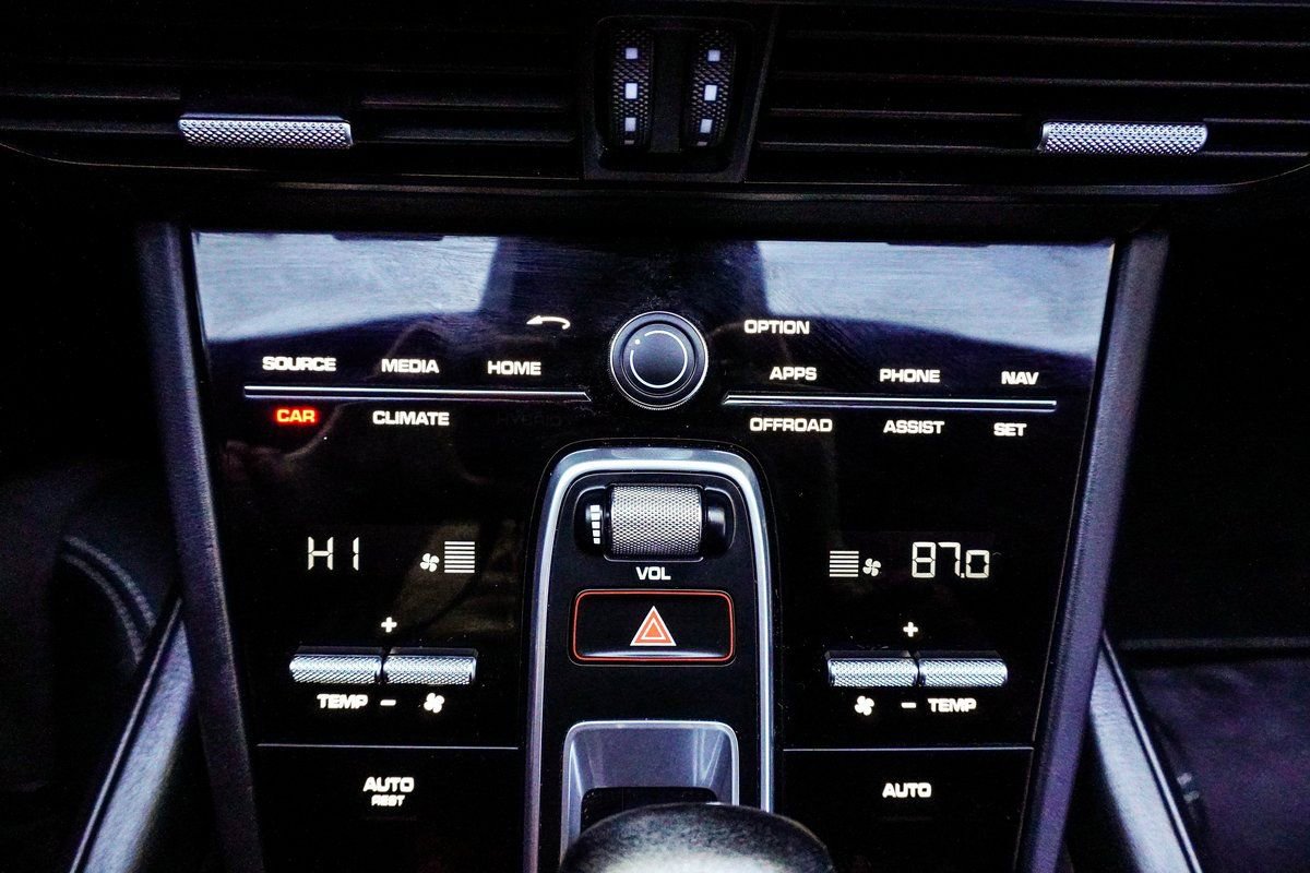 Used 2021 Porsche Cayenne GTS image 23