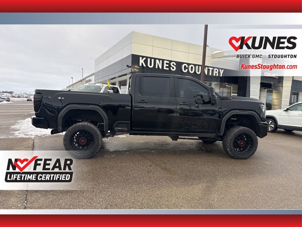 Used 2024 GMC Sierra 2500 AT4X image 13
