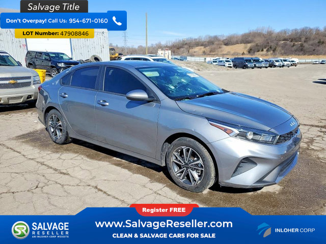 Used 2023 Kia Forte LXS FWD image 5