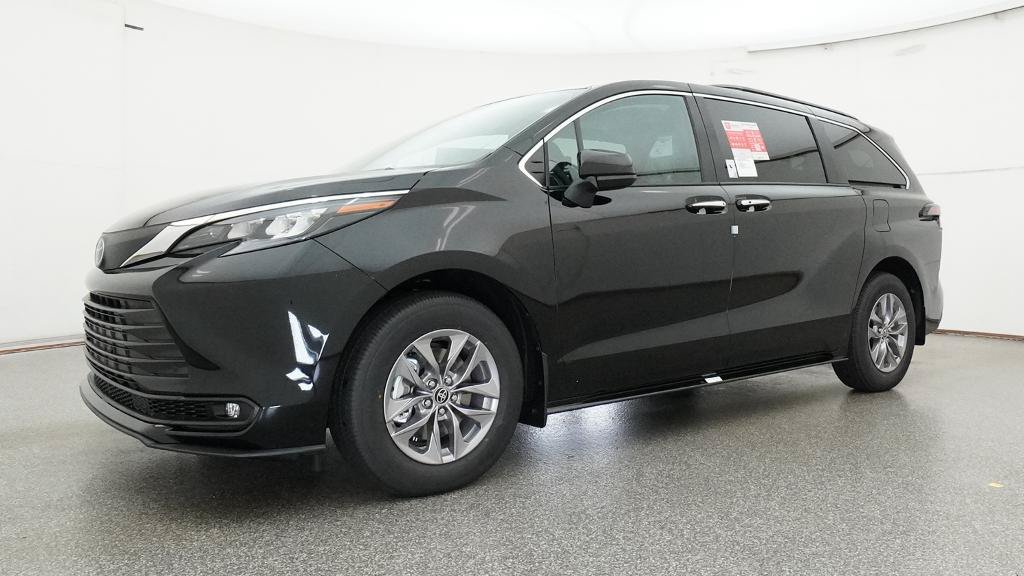 New 2026 Toyota Sienna XLE FWD image 20