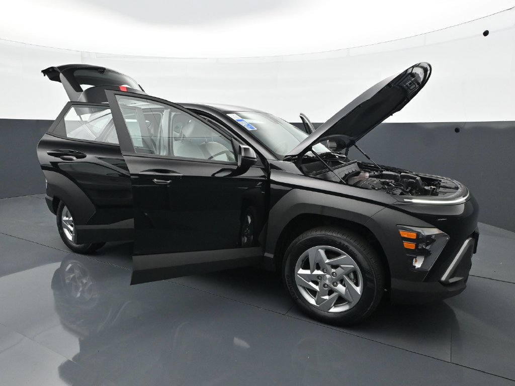 Used 2024 Hyundai Kona SE AWD/4WD image 34