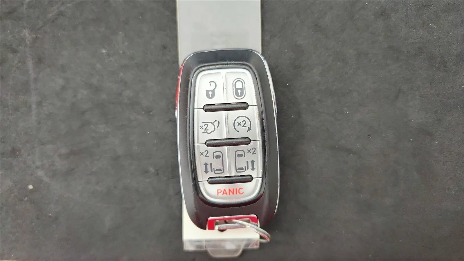 Used 2023 Chrysler Pacifica Touring-L FWD image 21