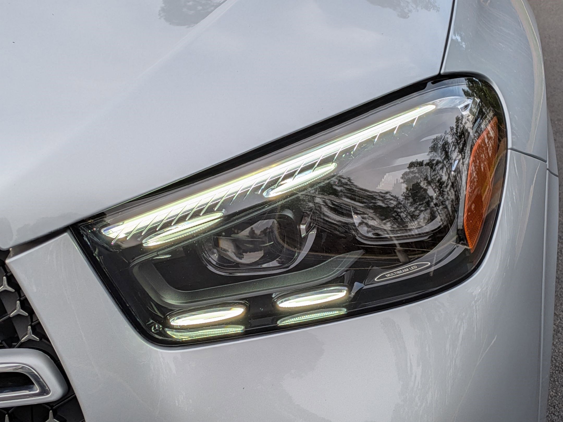 Certified 2025 Mercedes-Benz GLE 450e 4MATIC image 6