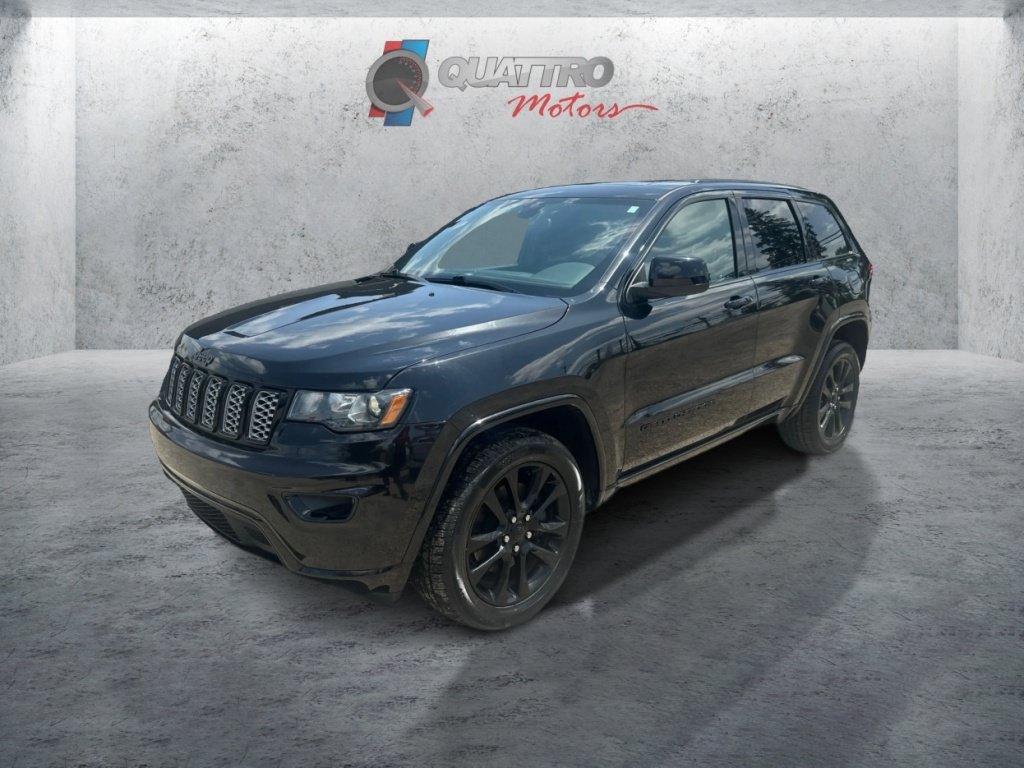 Used 2021 Jeep Grand Cherokee Laredo X AWD/4WD image 1