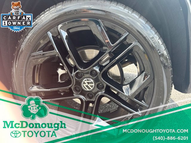 Used 2025 Volkswagen Tiguan SE R-Line AWD/4WD image 26