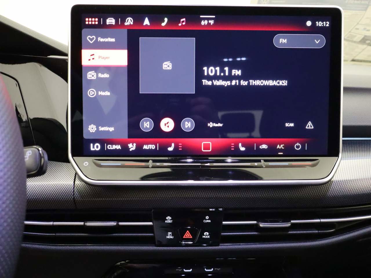 New 2026 Volkswagen Golf S FWD image 9