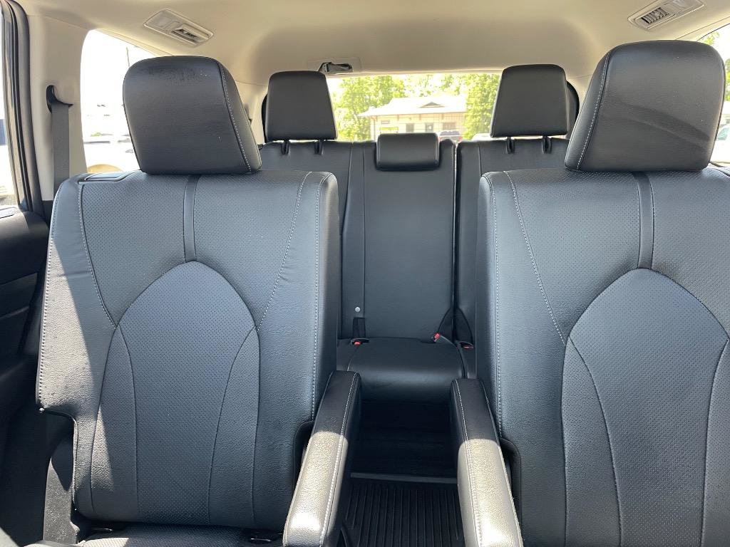 Used 2024 Toyota Grand Highlander Limited image 28