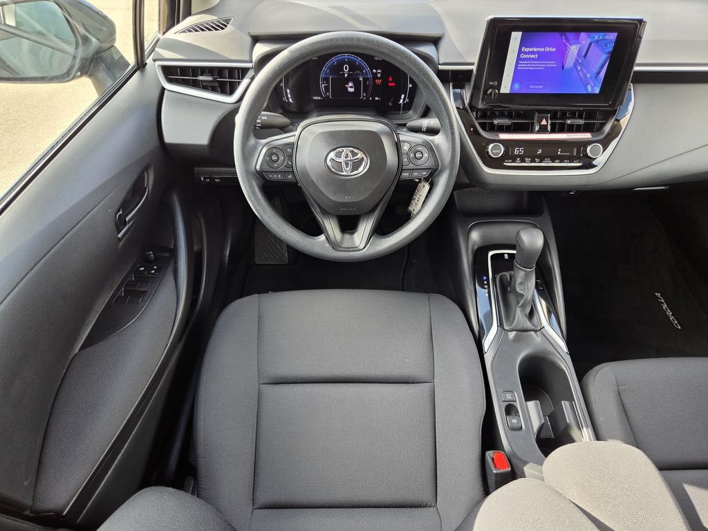 Used 2026 Toyota Corolla LE FWD image 14