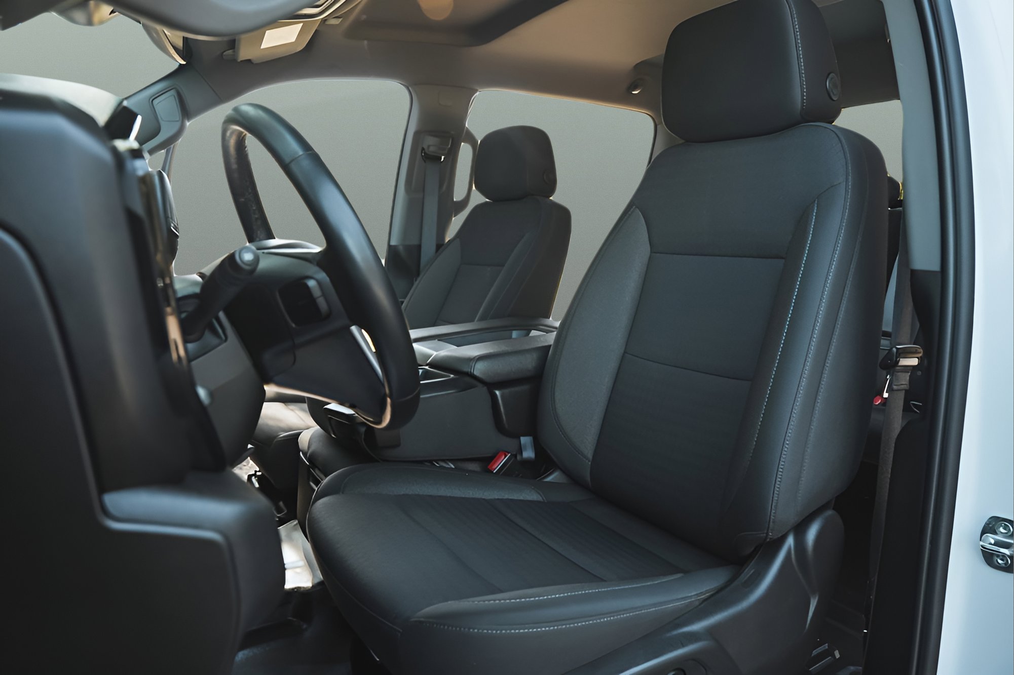 Used 2024 GMC Sierra 2500 SLE w/ SLE Convenience Package image 19