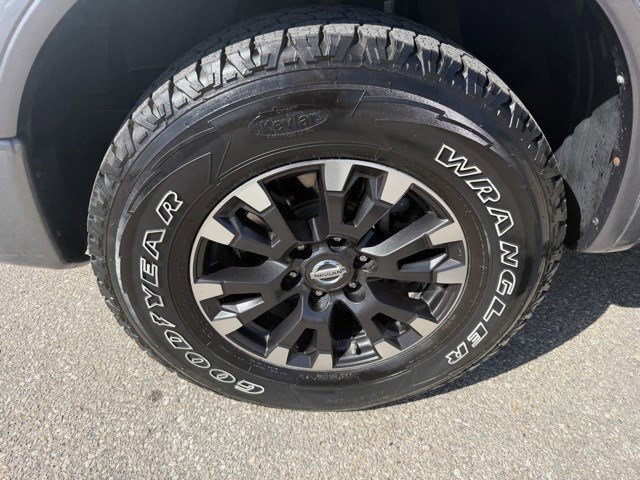 Used 2019 Nissan Titan PRO-4X image 12