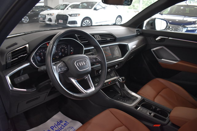 Used 2024 Audi Q3 2.0T Premium Plus w/ Premium Plus Package AWD/4WD image 11