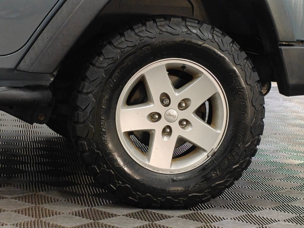 Used 2015 Jeep Wrangler Unlimited Sport w/ Quick Order Package 24S AWD/4WD image 32