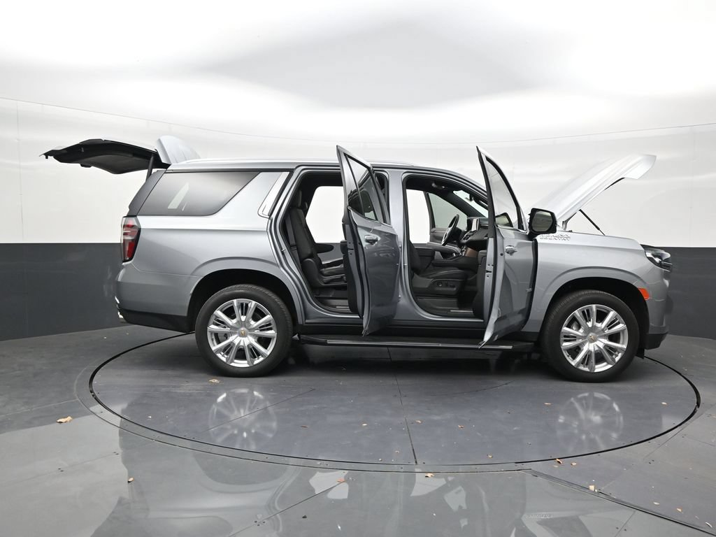 Used 2024 Chevrolet Tahoe High Country RWD image 29