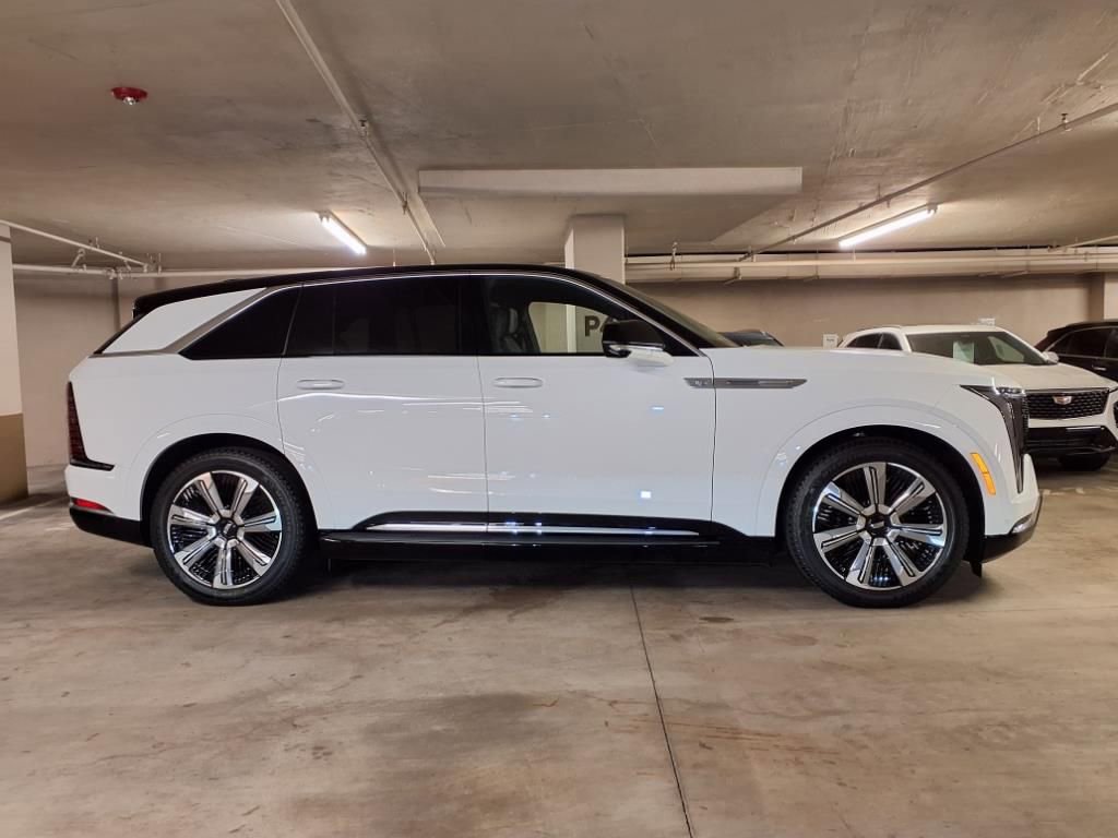 New 2025 Cadillac Escalade IQ Luxury 1 AWD/4WD image 4