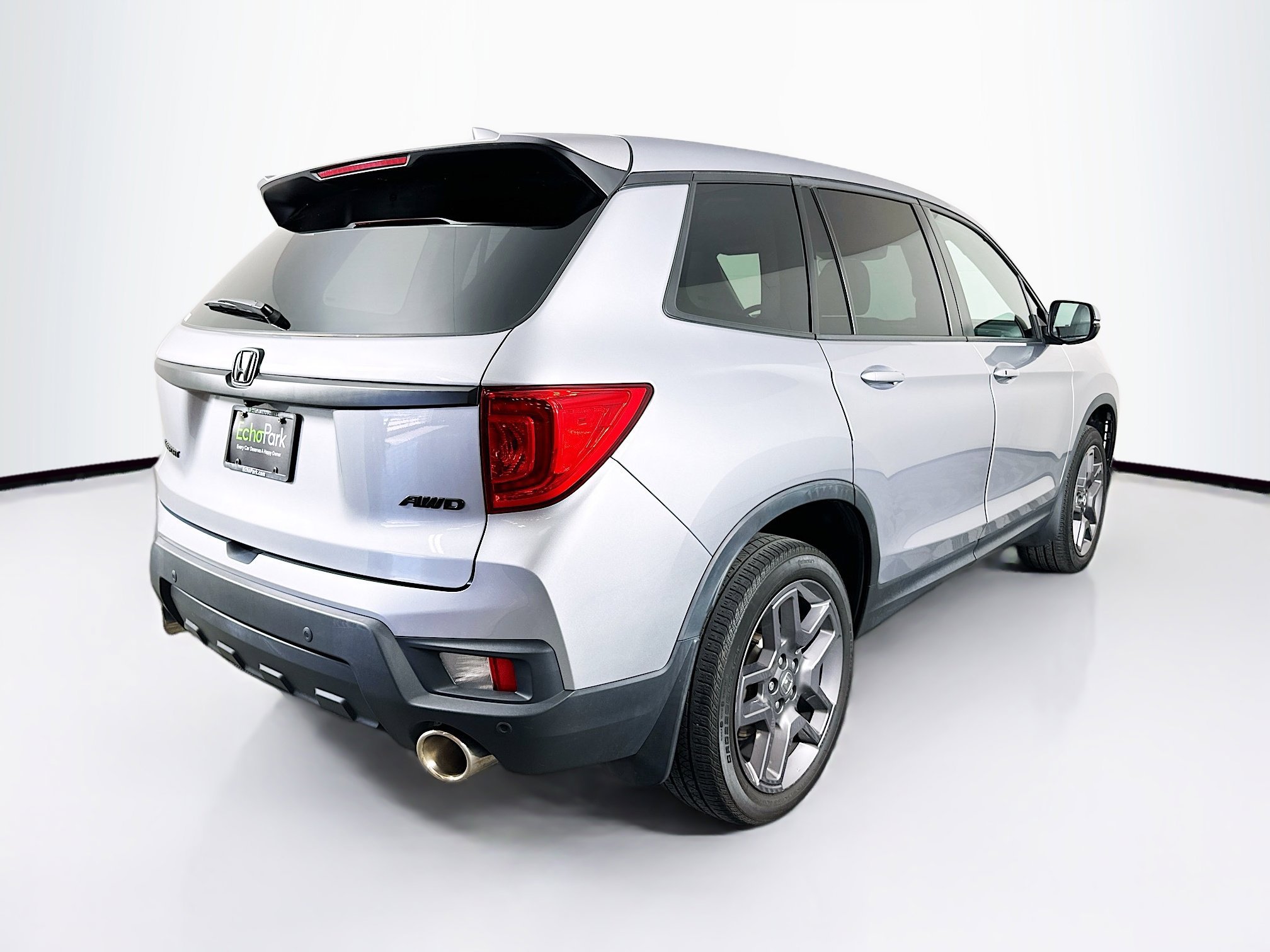 Used 2023 Honda Passport EX-L image 9