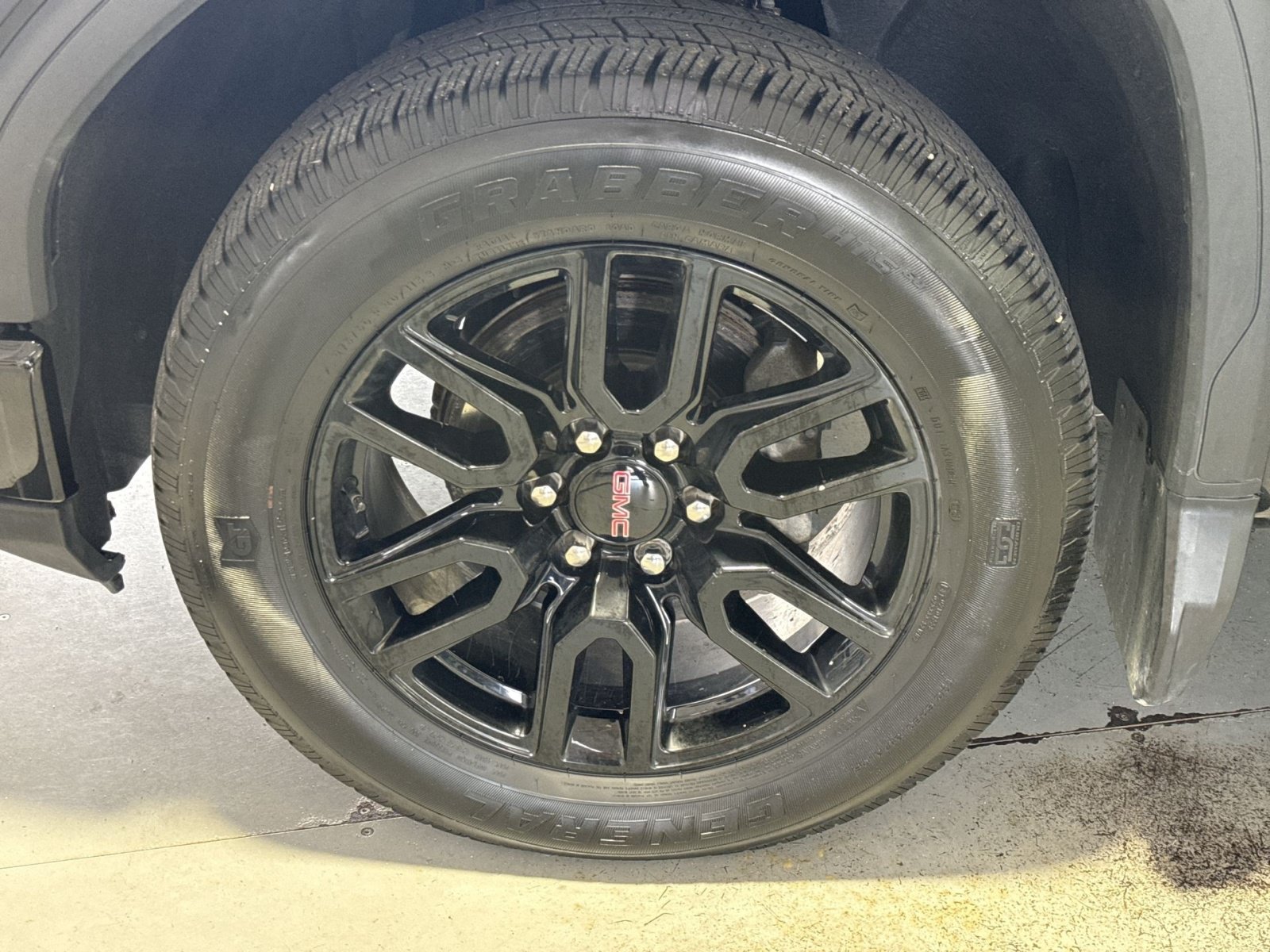 Used 2023 GMC Sierra 1500 Elevation AWD/4WD image 13
