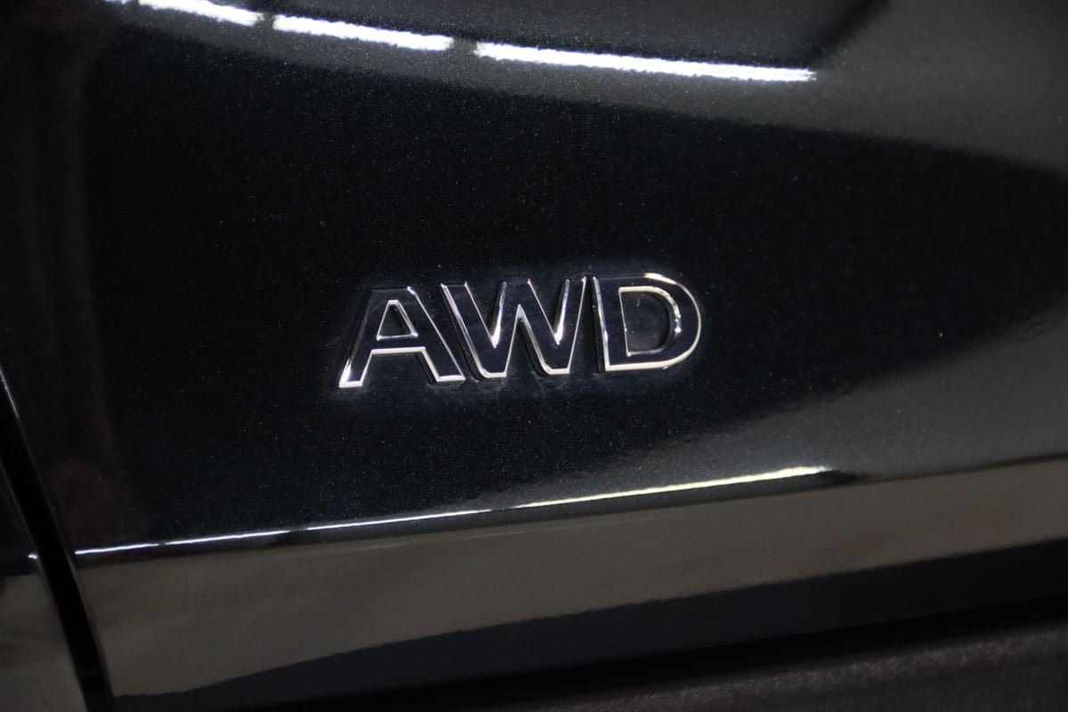 Used 2024 INFINITI QX60 Luxe AWD/4WD image 9