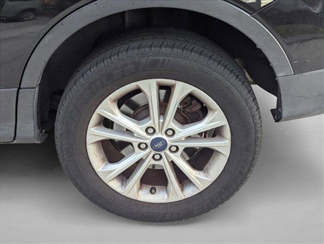 Used 2017 Ford Escape SE image 13