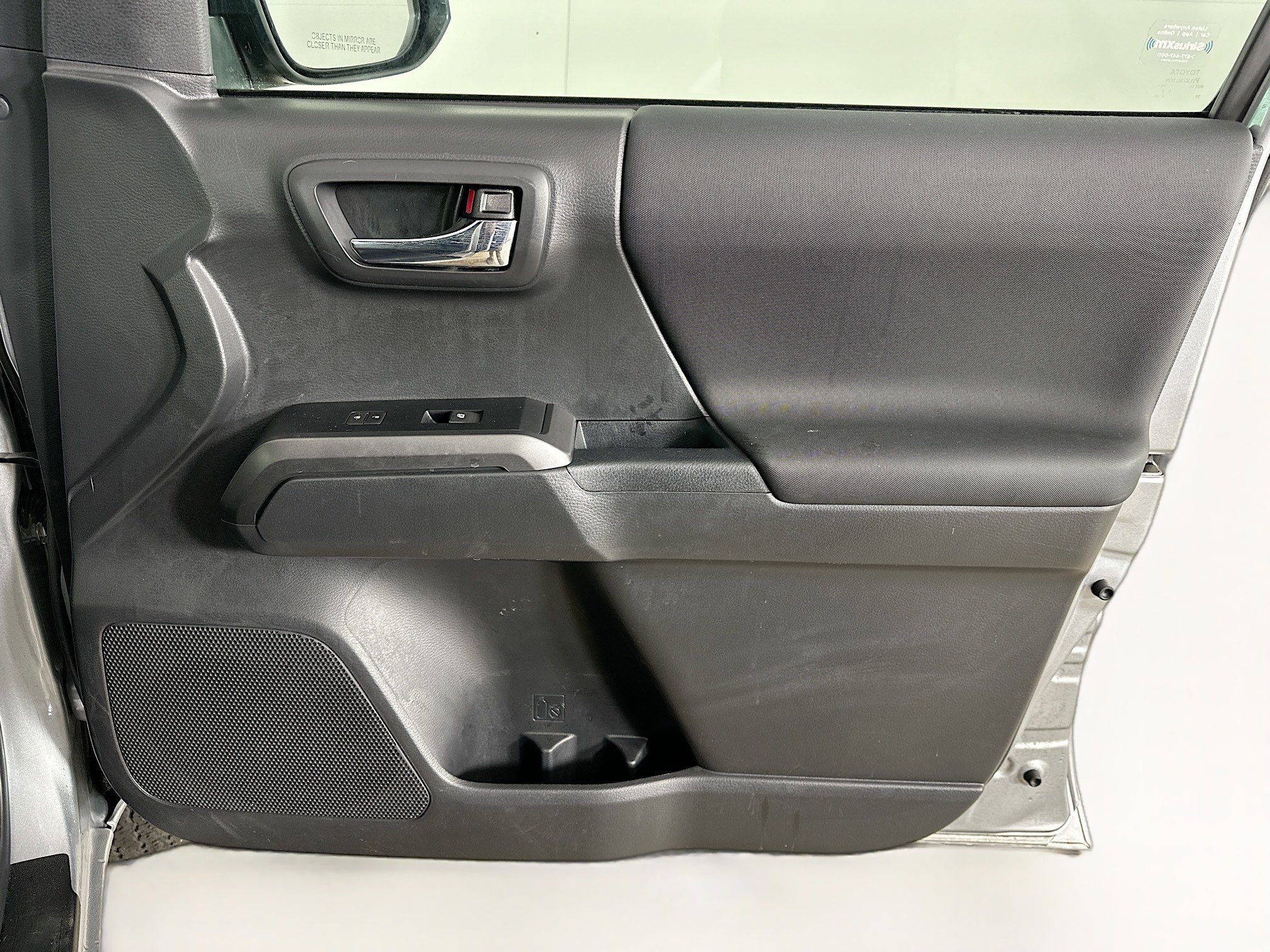 Used 2023 Toyota Tacoma TRD Off-Road image 31