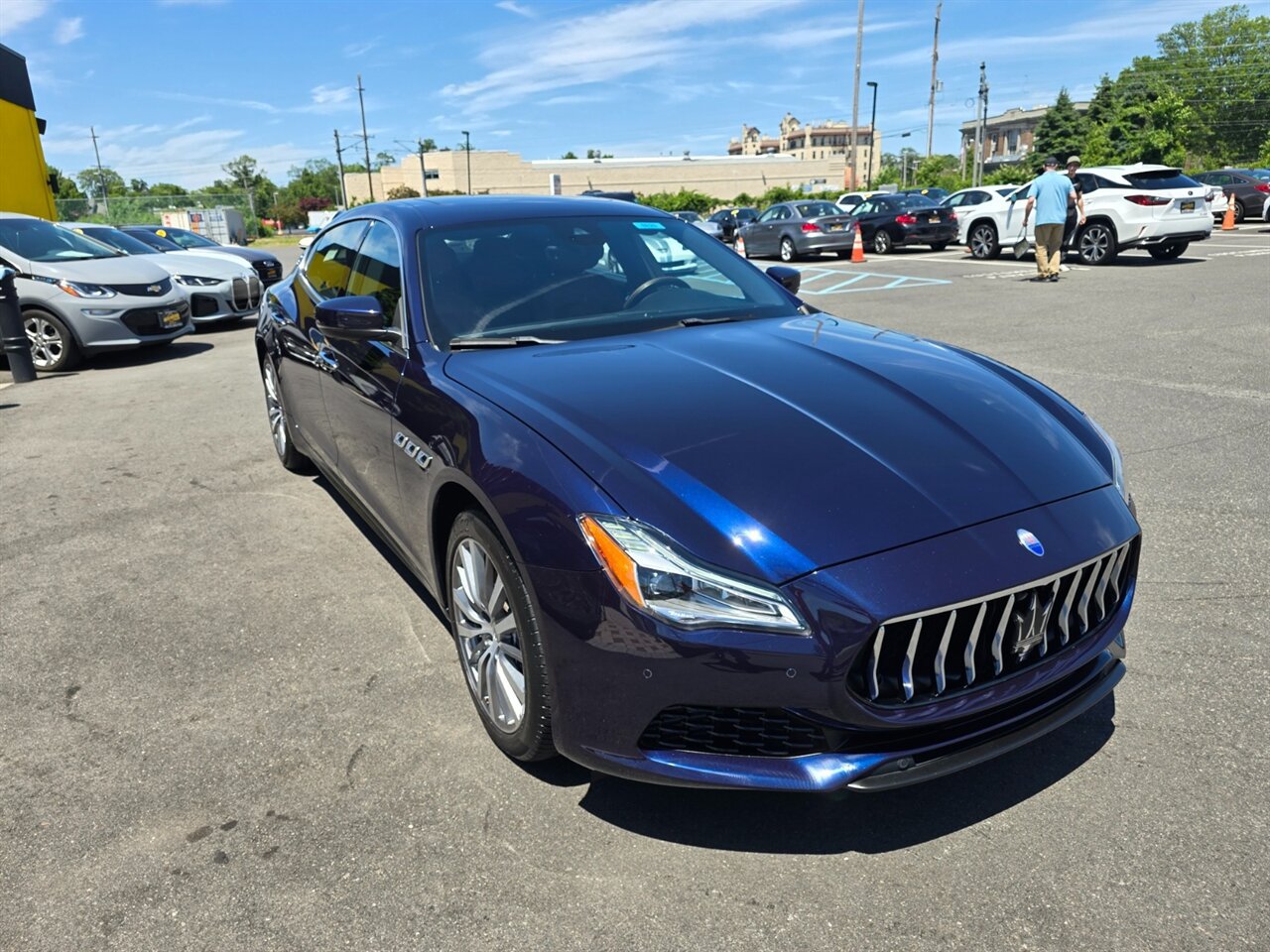 Used 2021 Maserati Quattroporte S Q4 AWD/4WD image 4