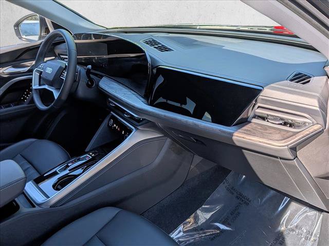 Certified 2025 Audi Q5 Premium w/ Convenience Package AWD/4WD image 17