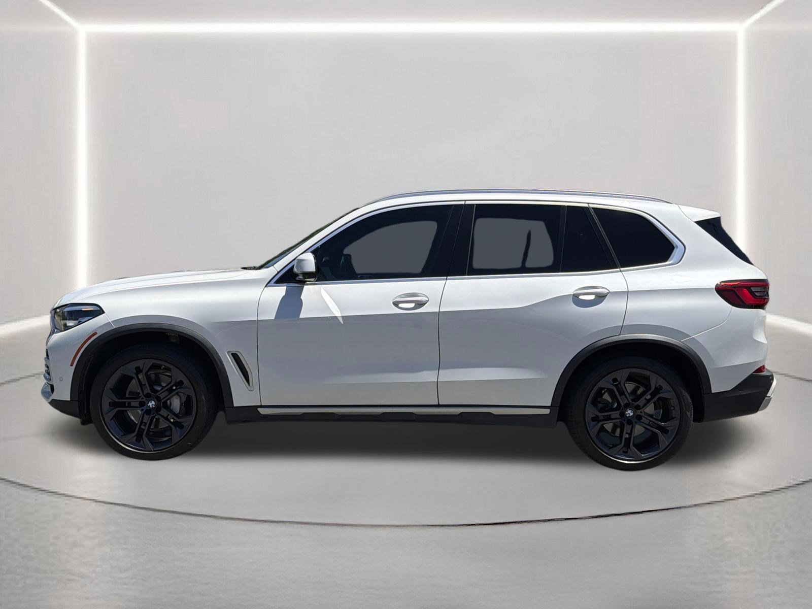 Used 2019 BMW X5 xDrive40i w/ Premium Package 2 AWD/4WD image 24