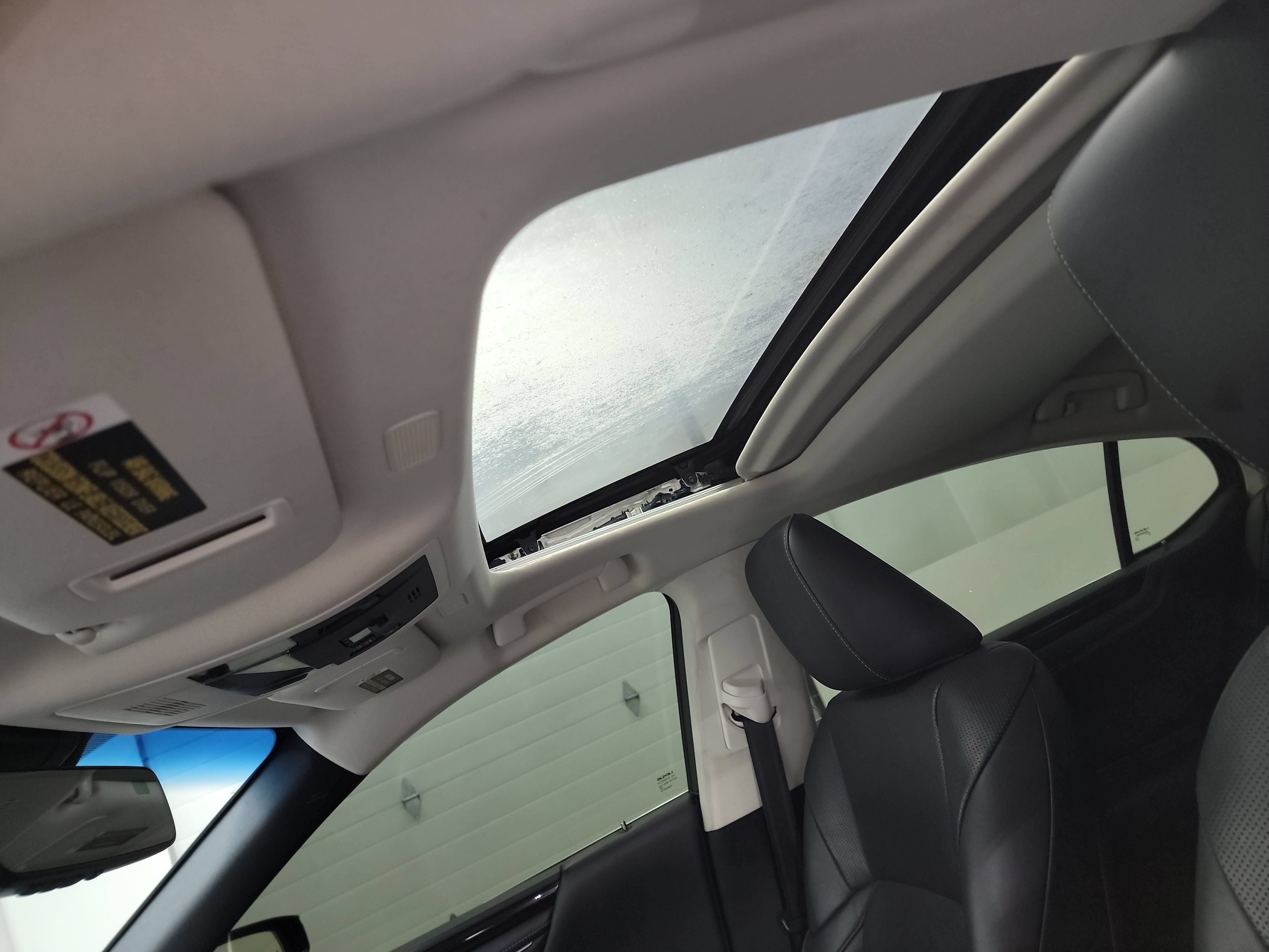 Used 2019 Lexus ES 350 w/ Premium Package FWD image 24