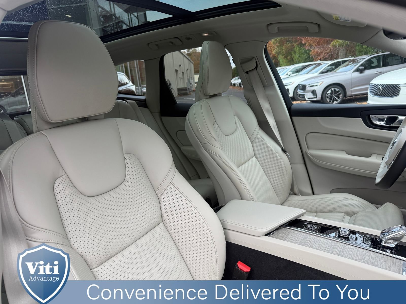 Certified 2023 Volvo XC60 B5 Ultimate image 31