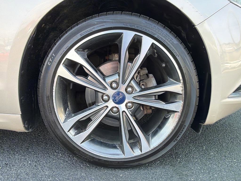 Used 2017 Ford Fusion Titanium AWD/4WD image 22