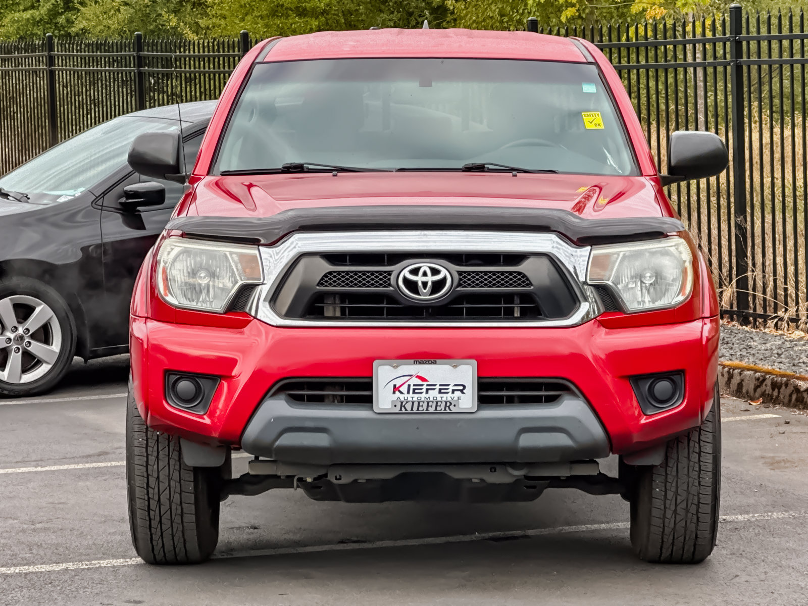 Used 2014 Toyota Tacoma PreRunner w/ SR5 Package RWD image 9