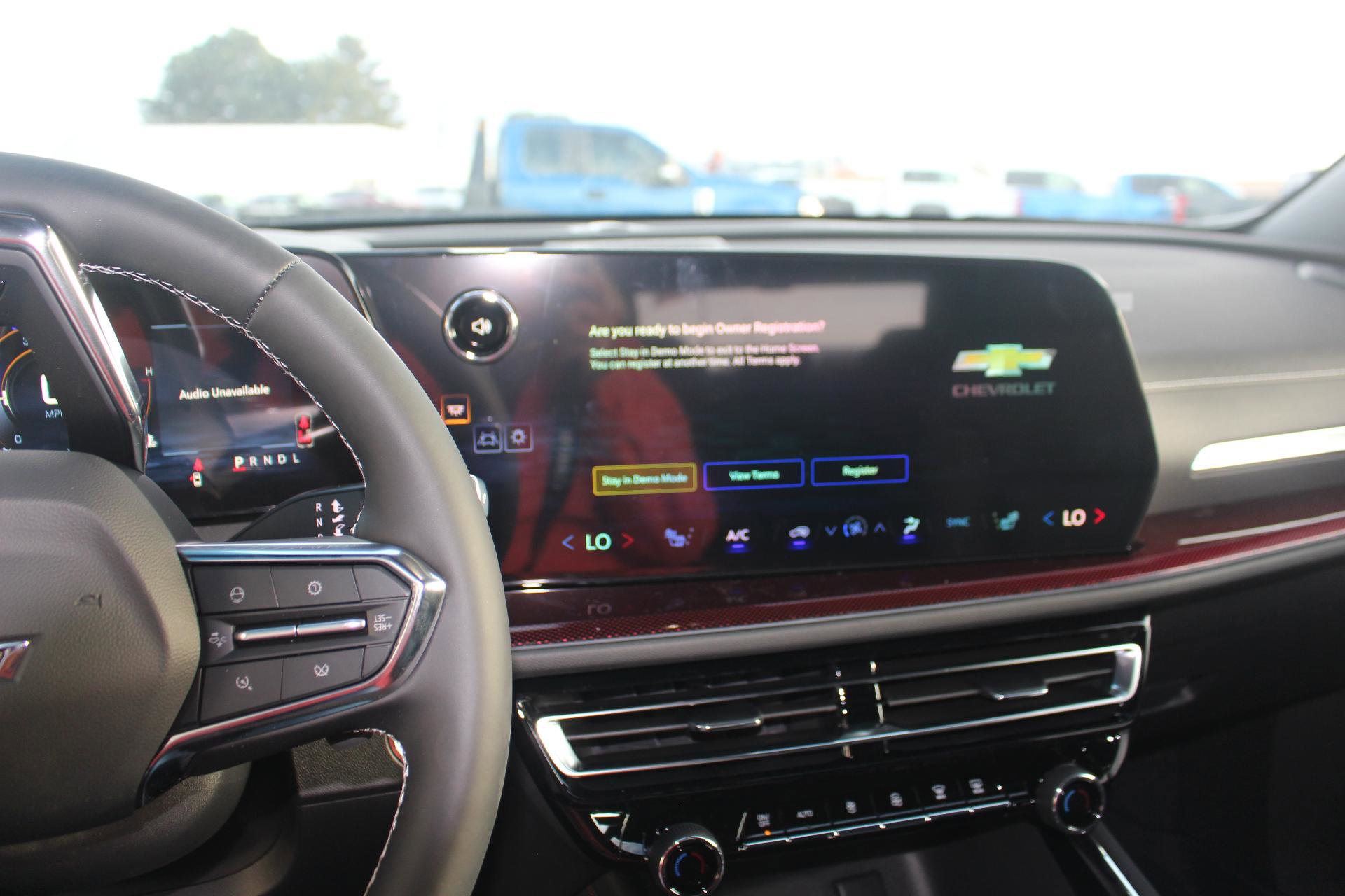 New 2026 Chevrolet Traverse Z71 w/ Enhanced Driving Package image 7