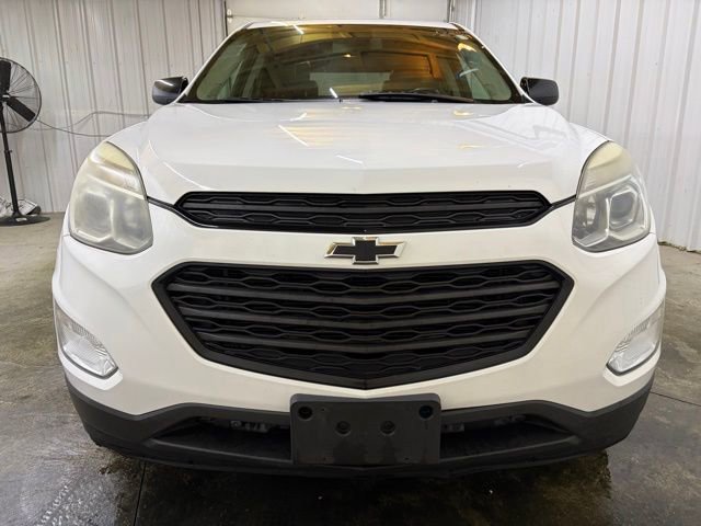 Used 2017 Chevrolet Equinox LT w/ Sport Edition image 2