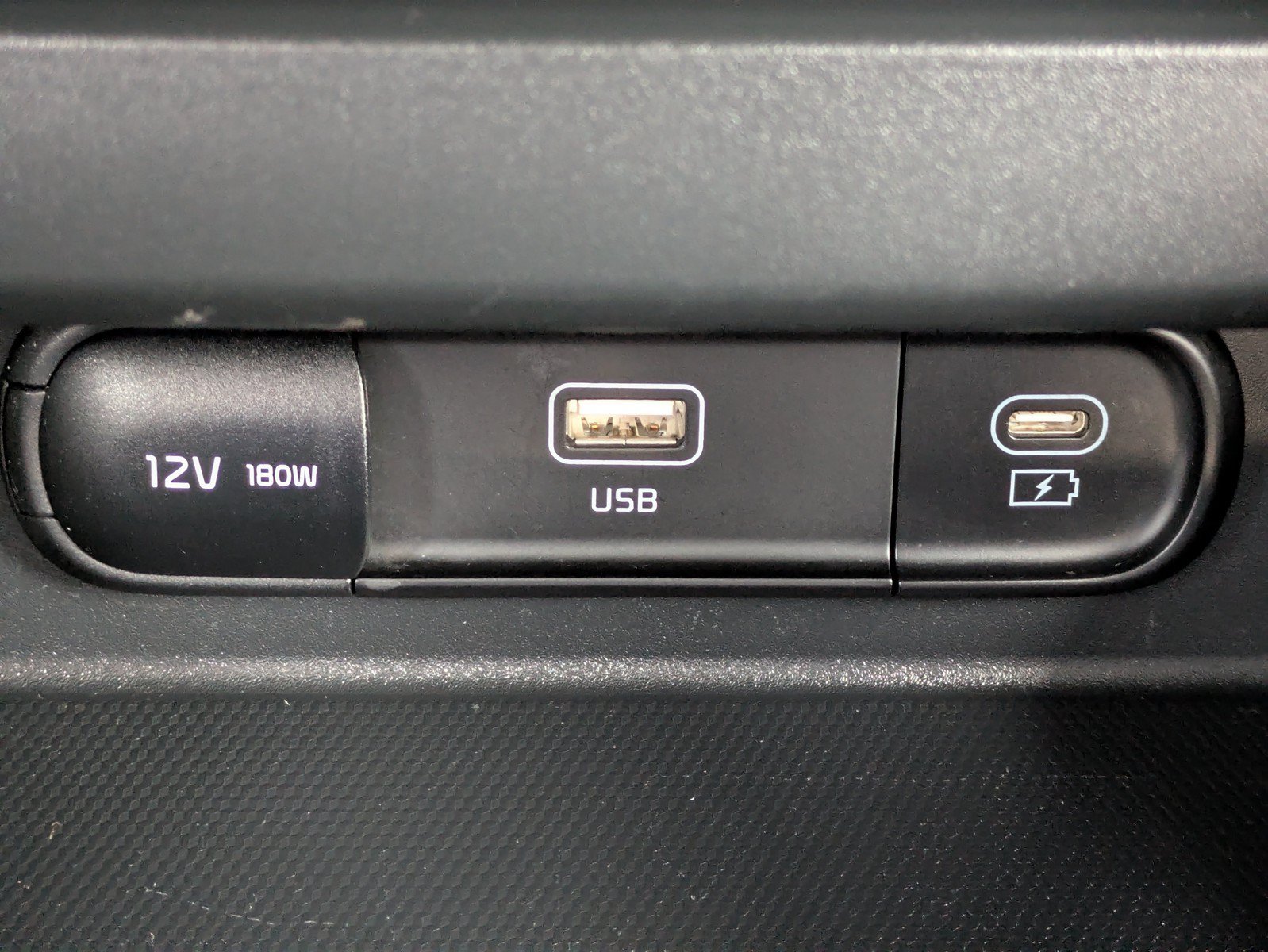 Certified 2025 Kia Seltos S FWD image 25