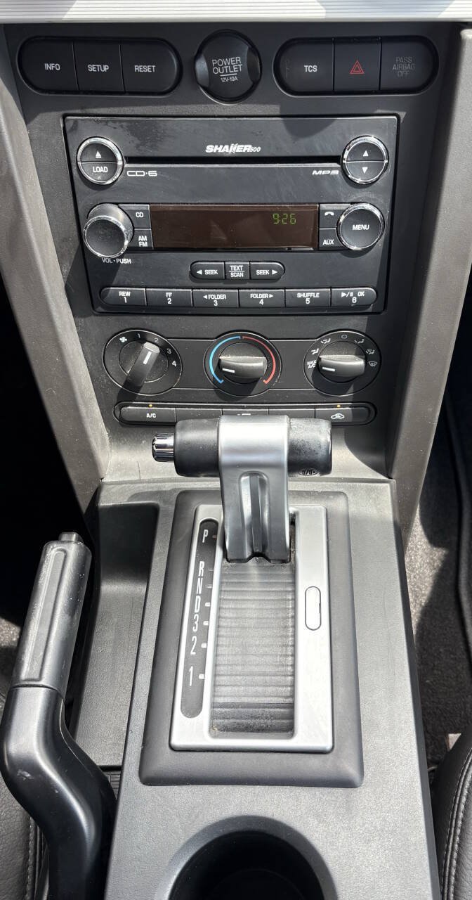 Used 2008 Ford Mustang GT RWD image 9